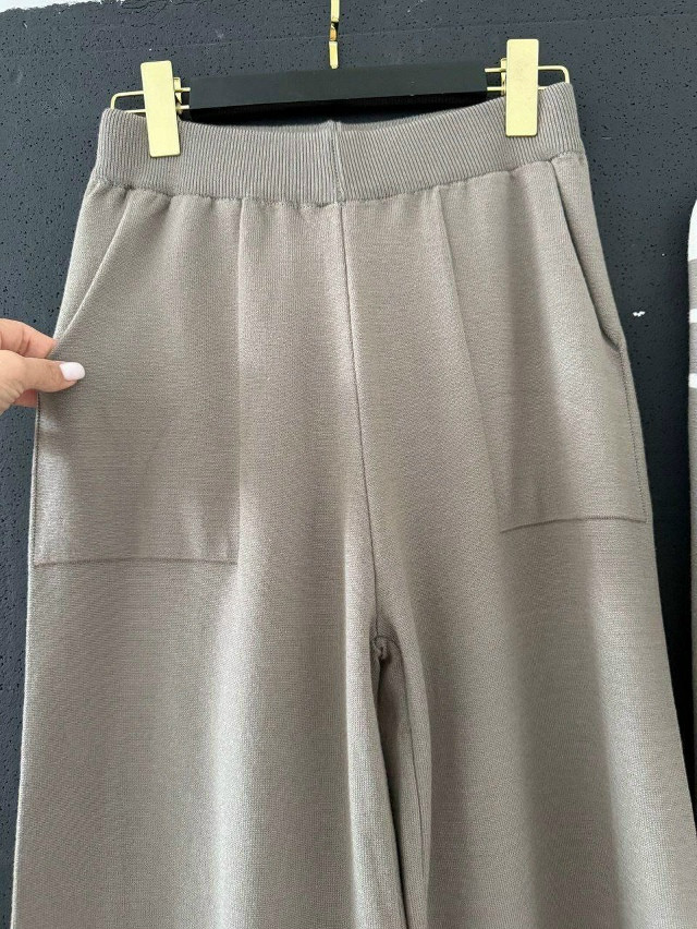 Женский костюм коричневый купить в Интернет-магазине Садовод База - цена 1800 руб Садовод интернет-каталог