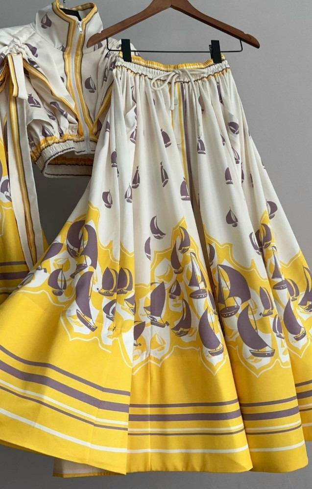 Женский костюм бежевый купить в Интернет-магазине Садовод База - цена 1800 руб Садовод интернет-каталог