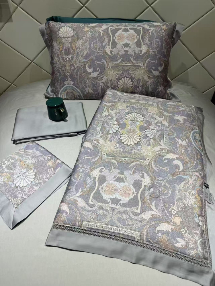 Комплект постельного белья с готовым одеялом 300ниток купить в Интернет-магазине Садовод База - цена 7000 руб Садовод интернет-каталог