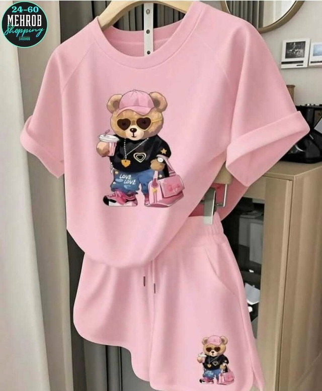 Женский костюм розовый