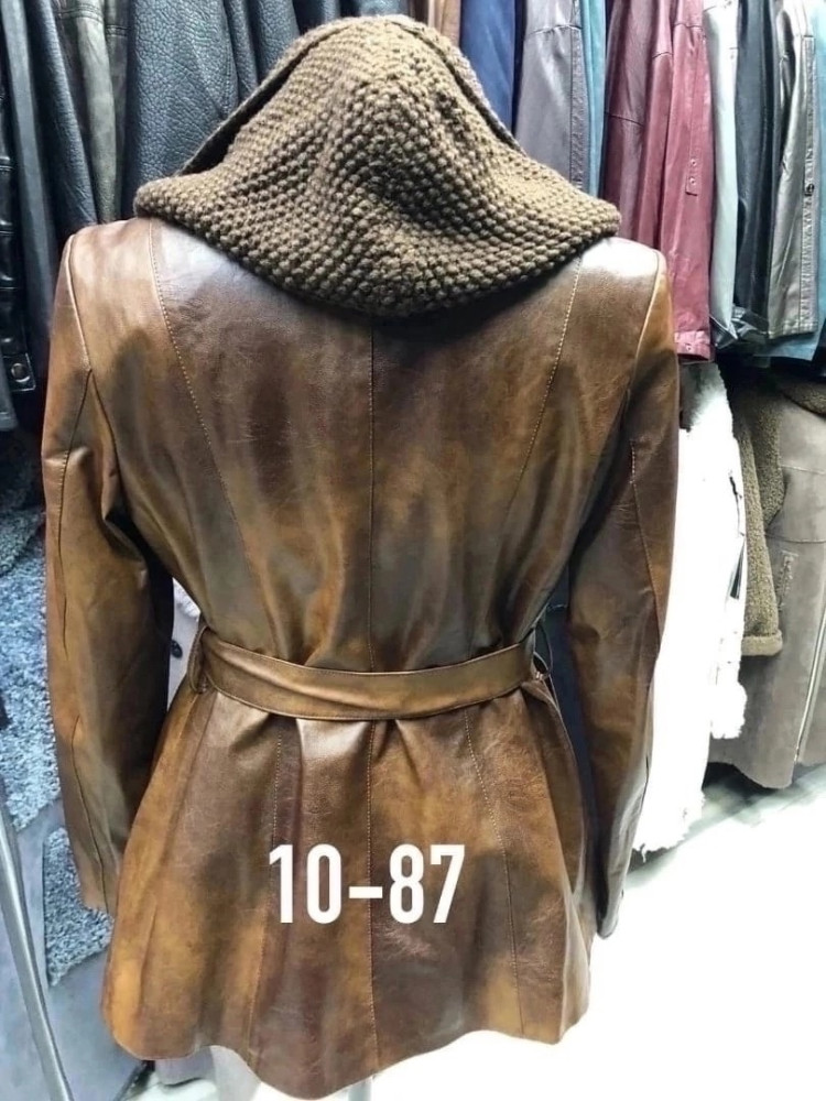 Куртка женская коричневая купить в Интернет-магазине Садовод База - цена 8499 руб Садовод интернет-каталог