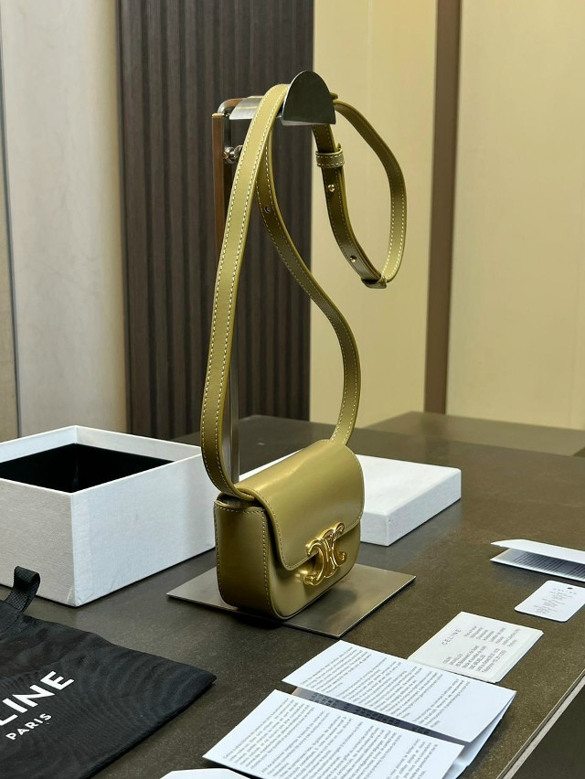 Сумка салатовая купить в Интернет-магазине Садовод База - цена 20000 руб Садовод интернет-каталог