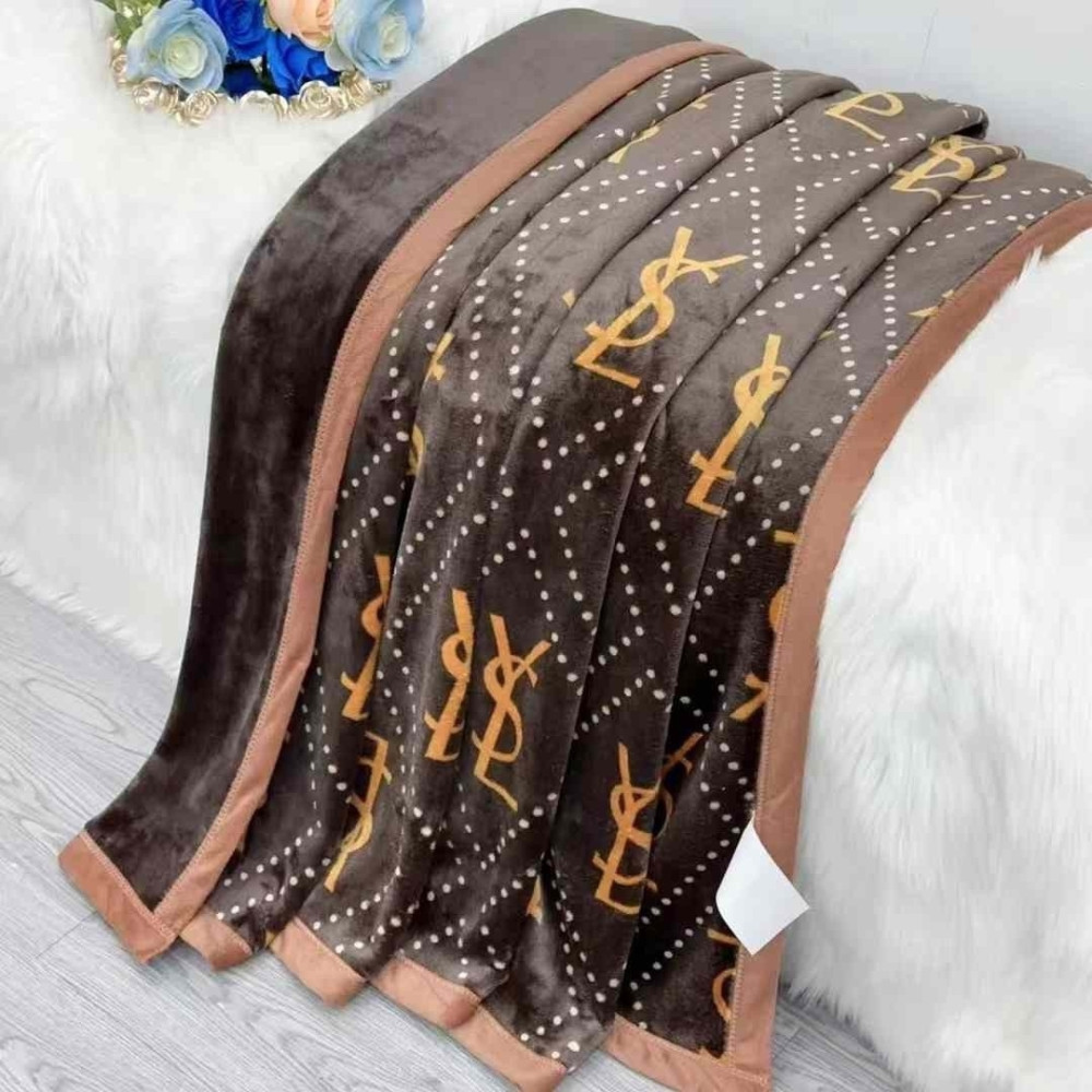 Плед  двухсторонний купить в Интернет-магазине Садовод База - цена 1700 руб Садовод интернет-каталог