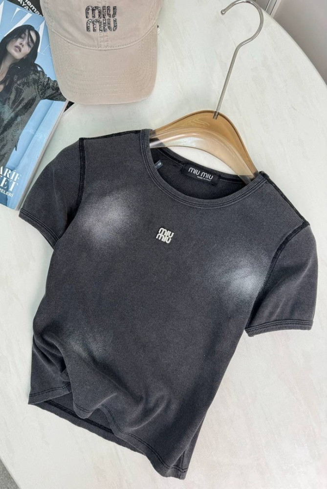 Женская футболка темно-серая купить в Интернет-магазине Садовод База - цена 1700 руб Садовод интернет-каталог