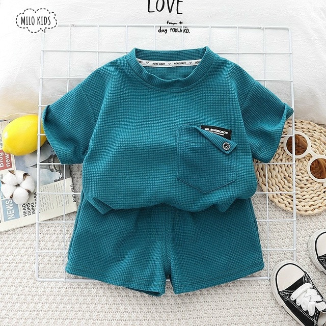 Детский костюм зеленый купить в Интернет-магазине Садовод База - цена 600 руб Садовод интернет-каталог