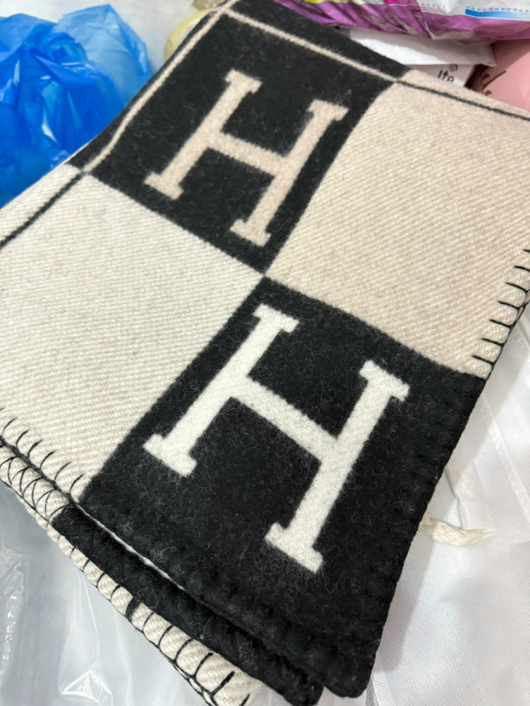 Плед купить в Интернет-магазине Садовод База - цена 8500 руб Садовод интернет-каталог