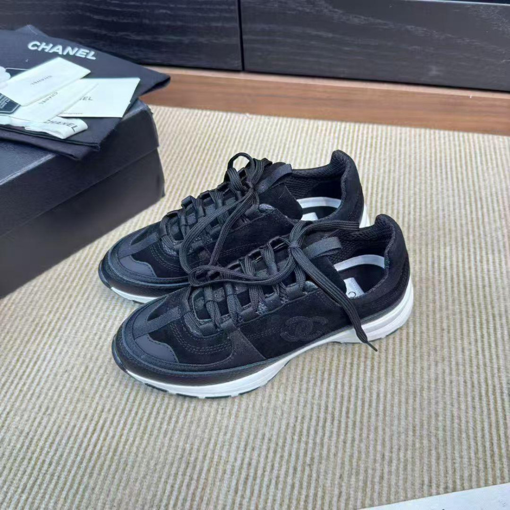 Кроссовки женские черные купить в Интернет-магазине Садовод База - цена 7500 руб Садовод интернет-каталог