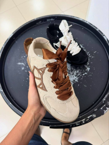 Кроссовки САДОВОД официальный интернет-каталог