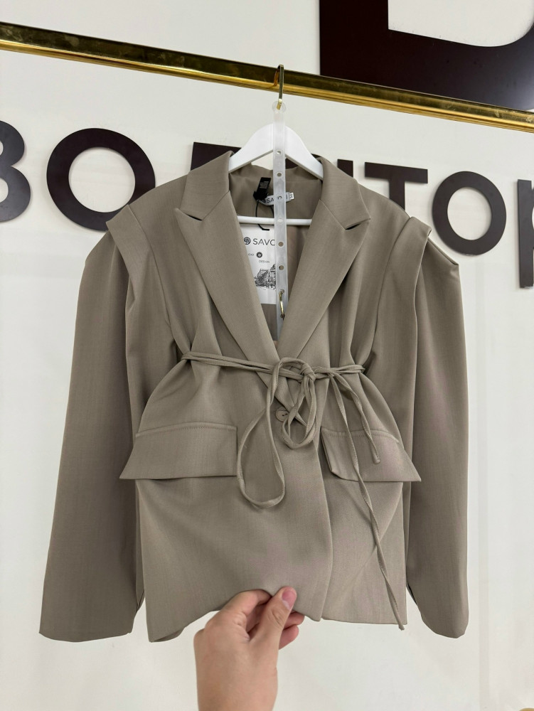 Женский пиджак бежевый купить в Интернет-магазине Садовод База - цена 2100 руб Садовод интернет-каталог