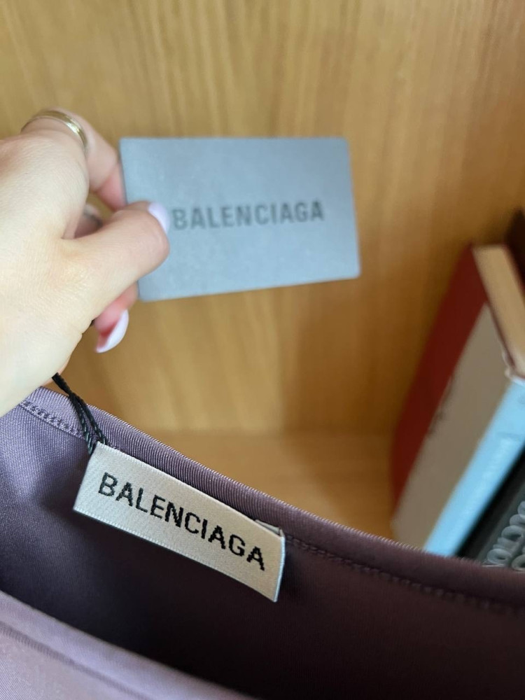 ⚜️ Эффектное платье в стиле skims от Balenciaga купить в Интернет-магазине Садовод База - цена 1400 руб Садовод интернет-каталог