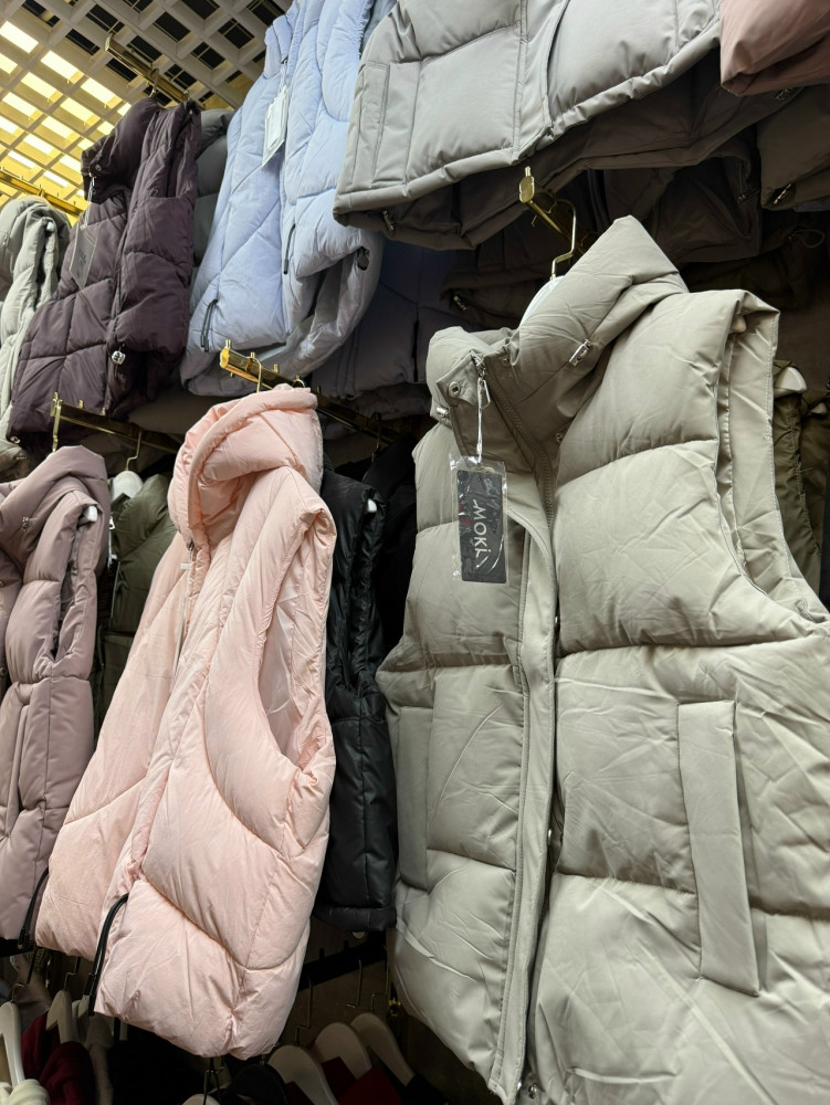 Жилетка женская Без выбора цвета купить в Интернет-магазине Садовод База - цена 500 руб Садовод интернет-каталог