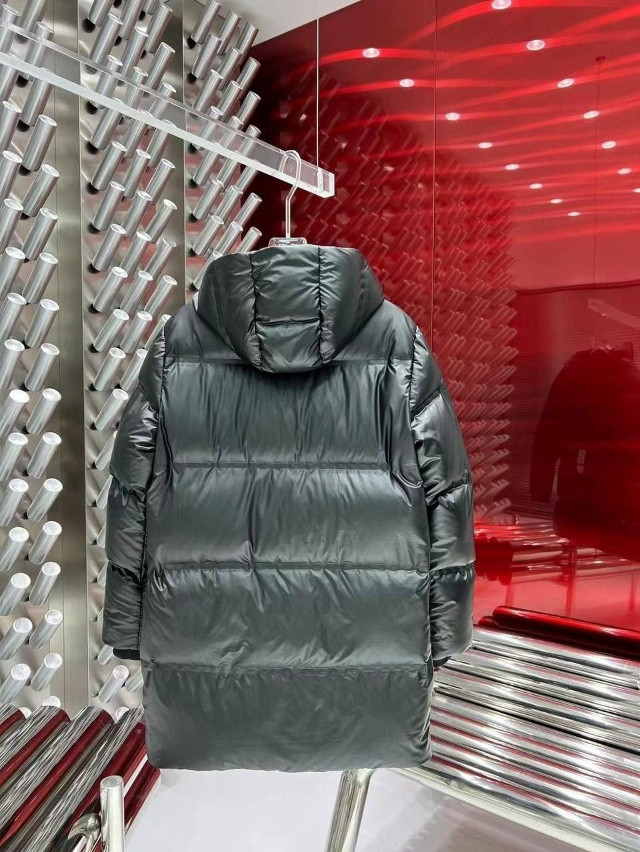 Куртка женская черная купить в Интернет-магазине Садовод База - цена 25000 руб Садовод интернет-каталог