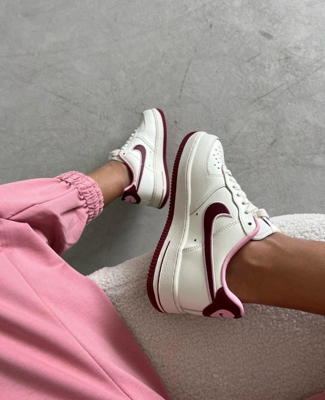 Кроссовки женские белые купить в Интернет-магазине Садовод База - цена 700 руб Садовод интернет-каталог