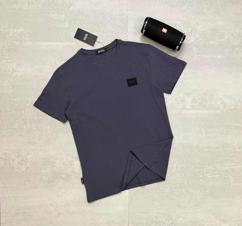 Мужская футболка фиолетовая