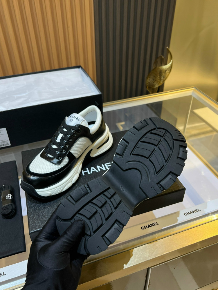 Кроссовки женские черные купить в Интернет-магазине Садовод База - цена 12000 руб Садовод интернет-каталог