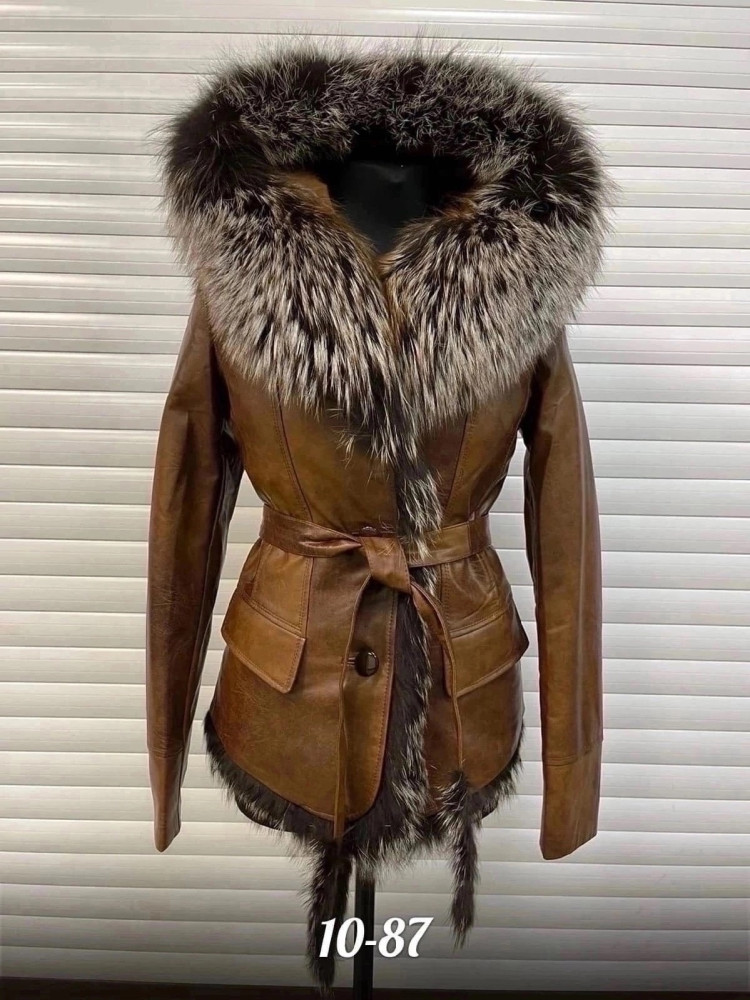 Куртка коричневая купить в Интернет-магазине Садовод База - цена 12999 руб Садовод интернет-каталог