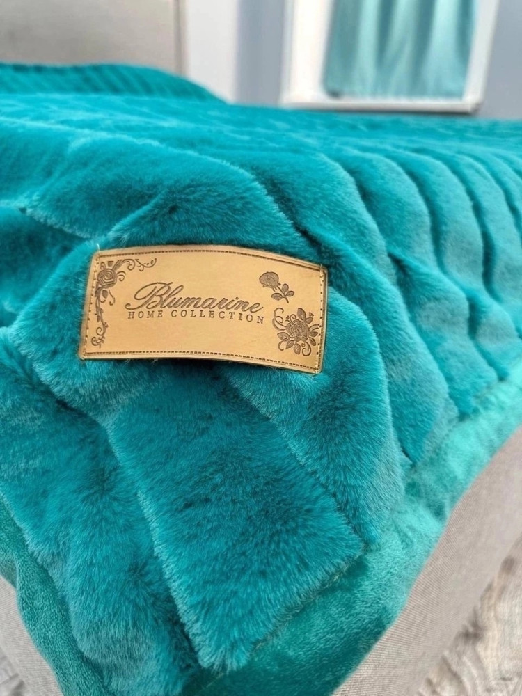 Меховой плед (плед-покрывало) "Кролик" Blumarine оригинального качества купить в Интернет-магазине Садовод База - цена 1100 руб Садовод интернет-каталог
