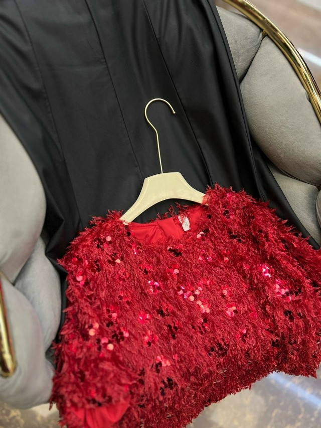 Топ красный купить в Интернет-магазине Садовод База - цена 1800 руб Садовод интернет-каталог