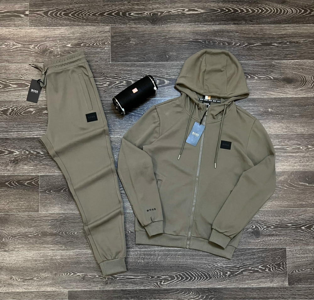 Спортивный костюм купить в Интернет-магазине Садовод База - цена 4500 руб Садовод интернет-каталог