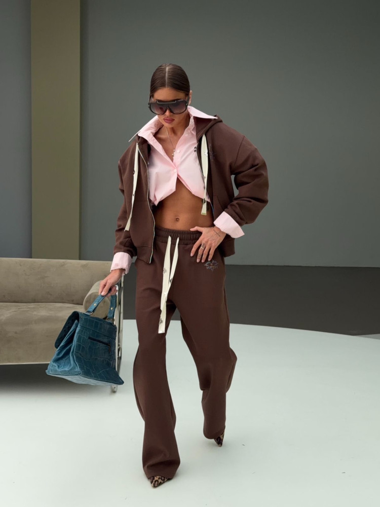 Спортивный женский костюм коричневый купить в Интернет-магазине Садовод База - цена 5300 руб Садовод интернет-каталог