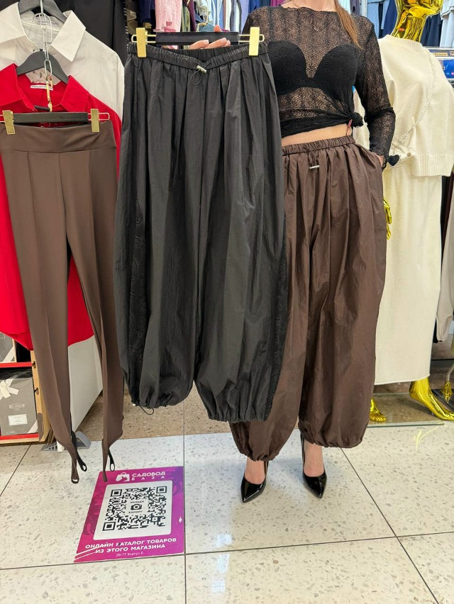 Женские брюки черные