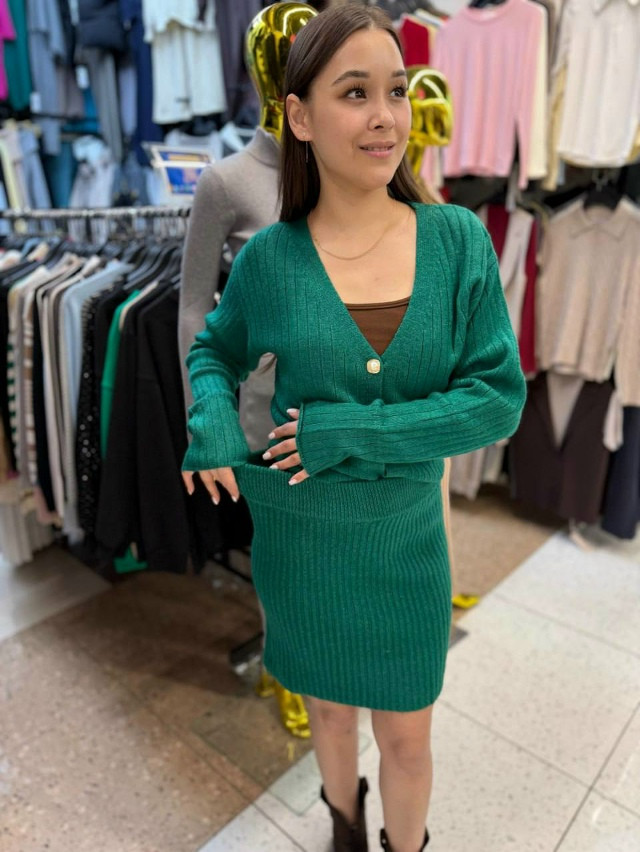 Женский костюм зеленый купить в Интернет-магазине Садовод База - цена 1300 руб Садовод интернет-каталог