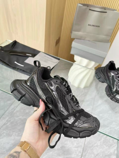 Кроссовки САДОВОД официальный интернет-каталог