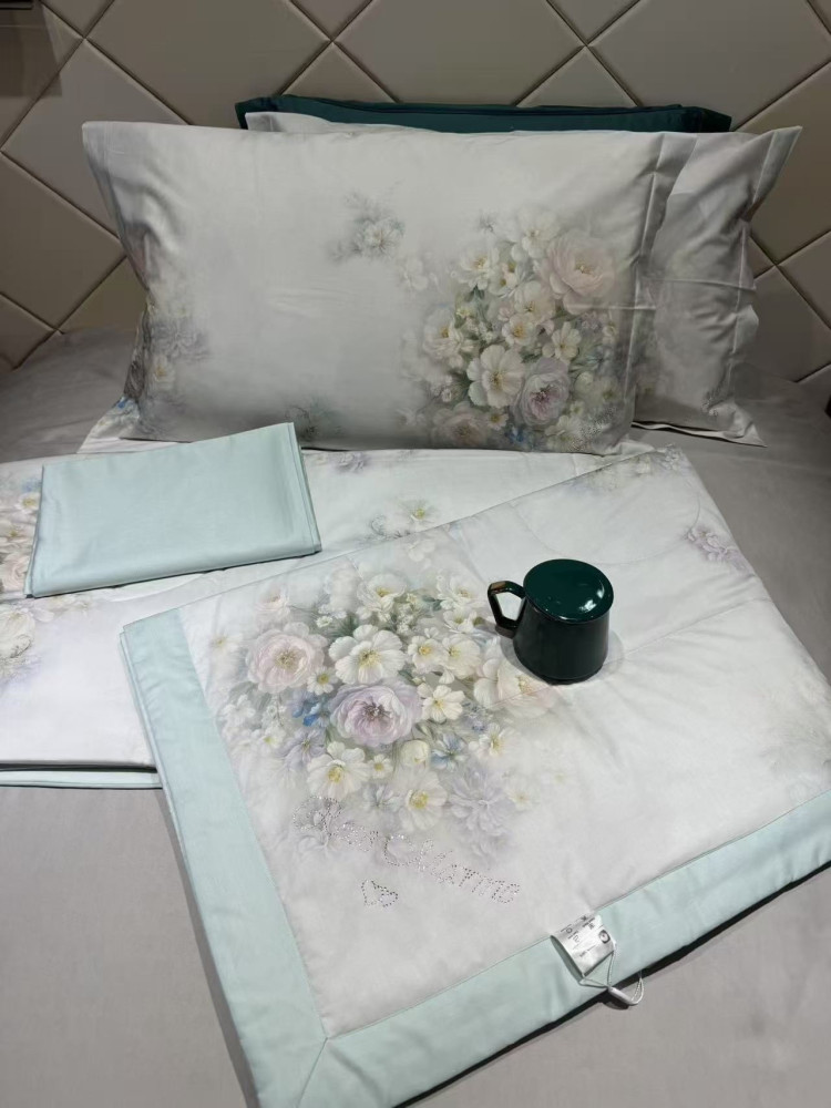 1,5 Постельное белье с готовым одеялом ❤️ купить в Интернет-магазине Садовод База - цена 3000 руб Садовод интернет-каталог