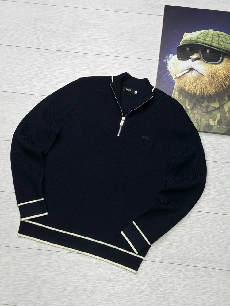 Свитер темно-синий