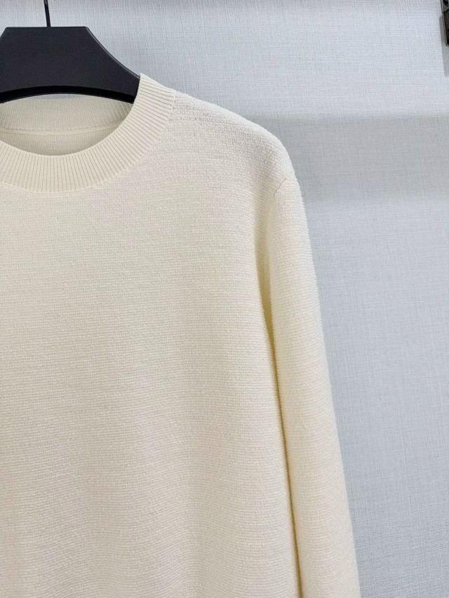 Джемпер молочный купить в Интернет-магазине Садовод База - цена 14500 руб Садовод интернет-каталог