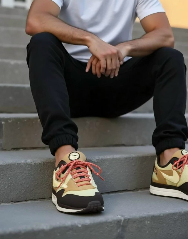 Кроссовки бежевые купить в Интернет-магазине Садовод База - цена 800 руб Садовод интернет-каталог