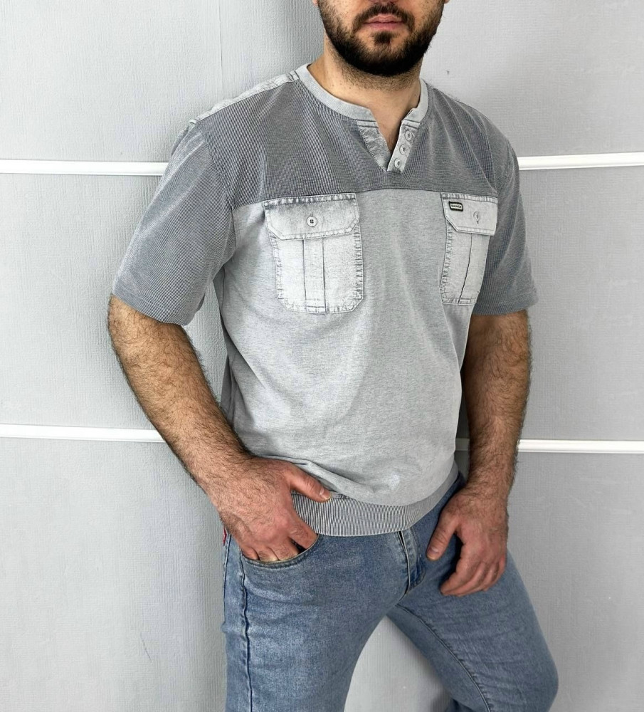 Мужская футболка светло-серая