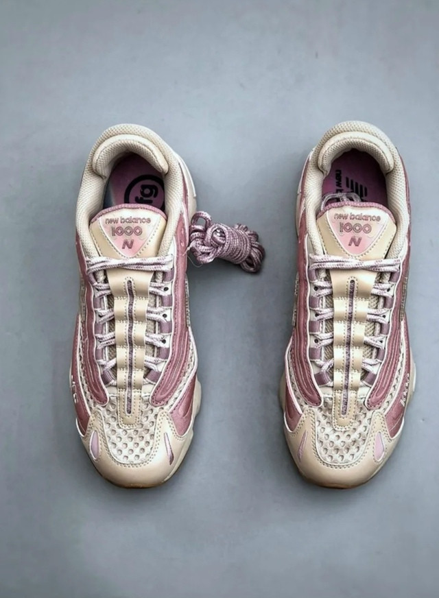 Кроссовки, кожа купить в Интернет-магазине Садовод База - цена 1500 руб Садовод интернет-каталог