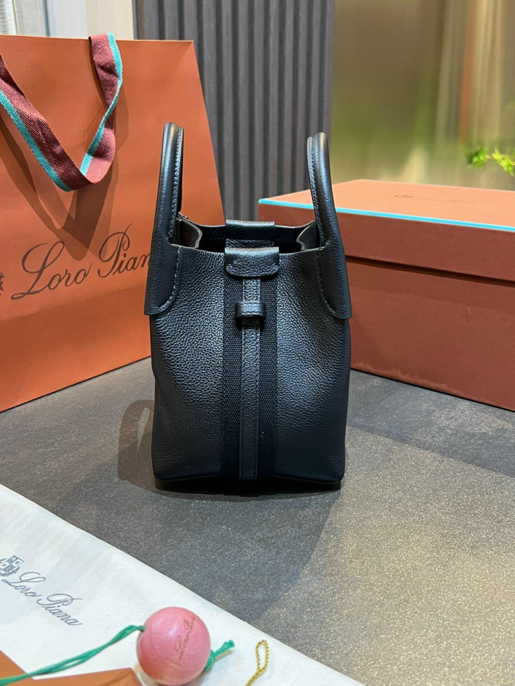 Сумка черная купить в Интернет-магазине Садовод База - цена 23000 руб Садовод интернет-каталог