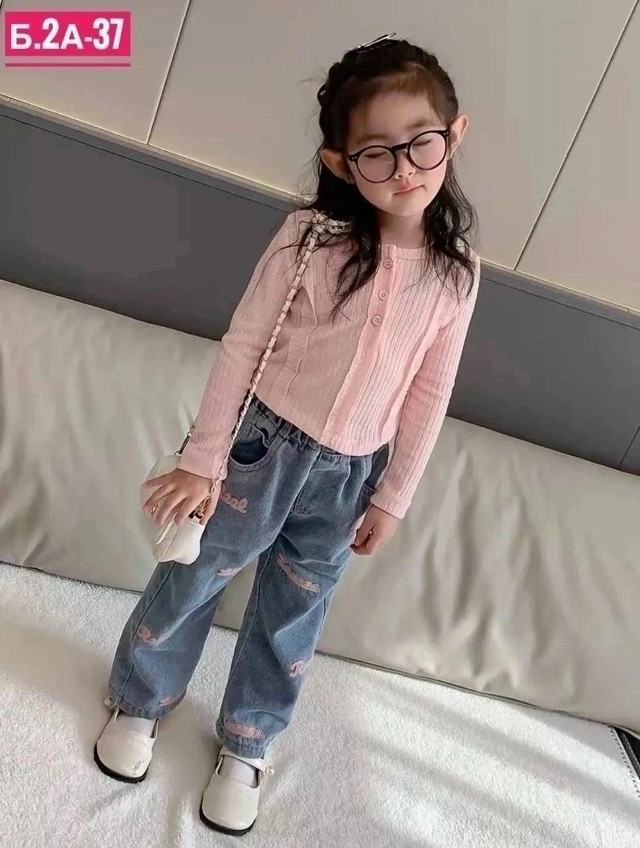 Детский костюм розовый