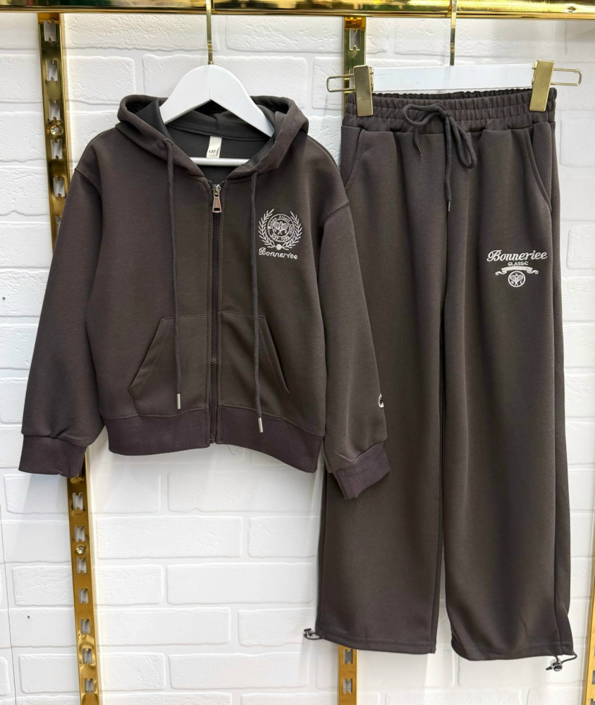 Детский костюм коричневый купить в Интернет-магазине Садовод База - цена 1599 руб Садовод интернет-каталог