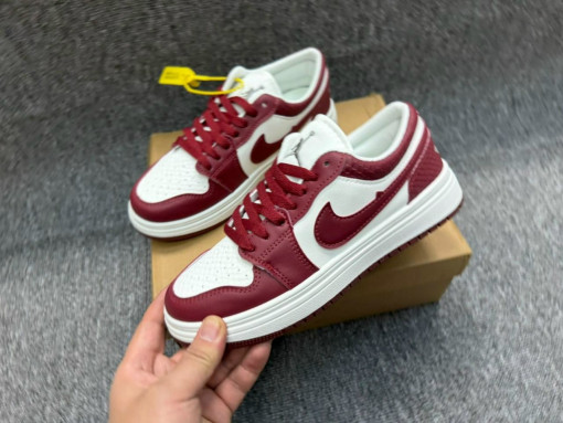 Кроссовки САДОВОД официальный интернет-каталог