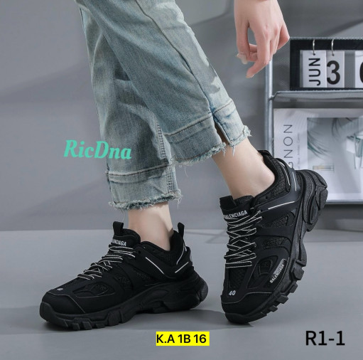 Кроссовки САДОВОД официальный интернет-каталог