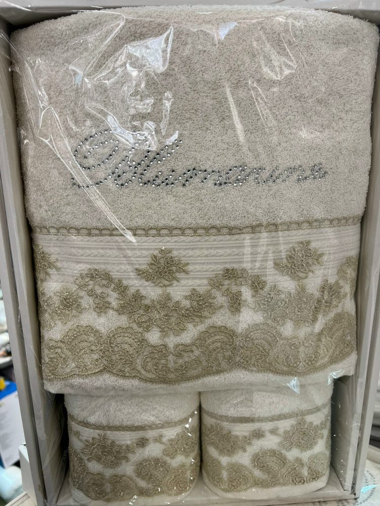 Полотенца в подарочной коробке купить в Интернет-магазине Садовод База - цена 1600 руб Садовод интернет-каталог