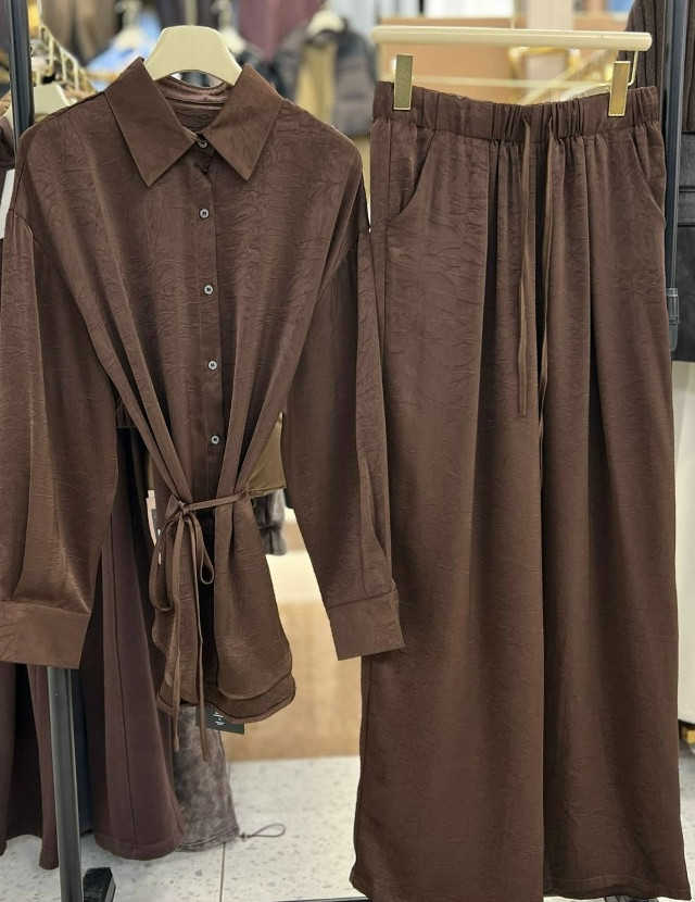 Брючный костюм