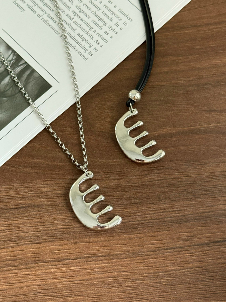 ✨ Кулон на длинном цепочке «гребень» купить в Интернет-магазине Садовод База - цена 250 руб Садовод интернет-каталог