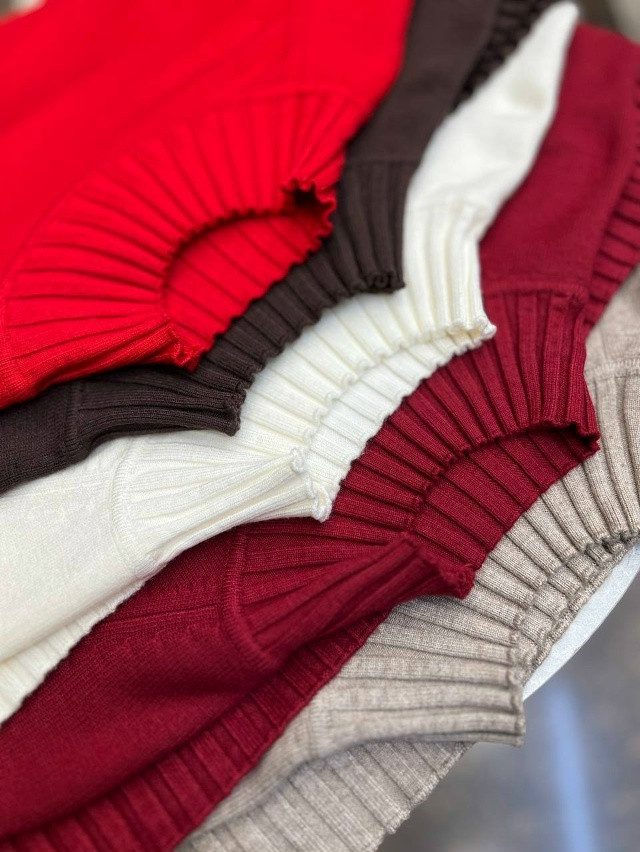 Свитер женский бежевый купить в Интернет-магазине Садовод База - цена 1450 руб Садовод интернет-каталог