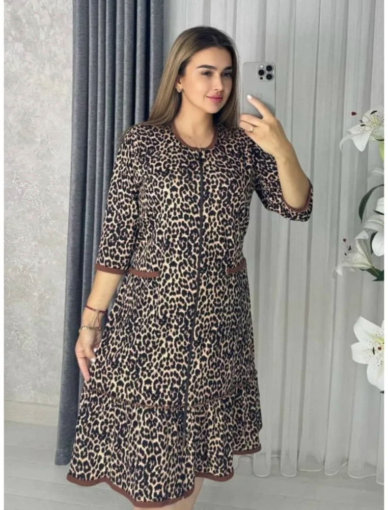 халат коричневый