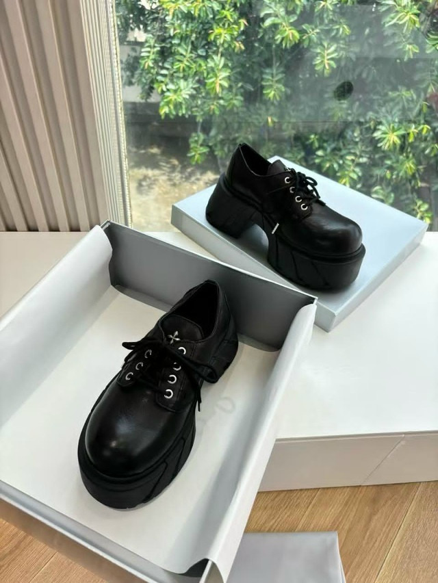 ботинки купить в Интернет-магазине Садовод База - цена 12000 руб Садовод интернет-каталог