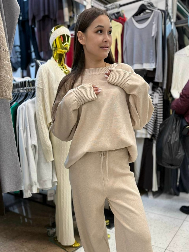 Женский костюм бежевый купить в Интернет-магазине Садовод База - цена 2300 руб Садовод интернет-каталог