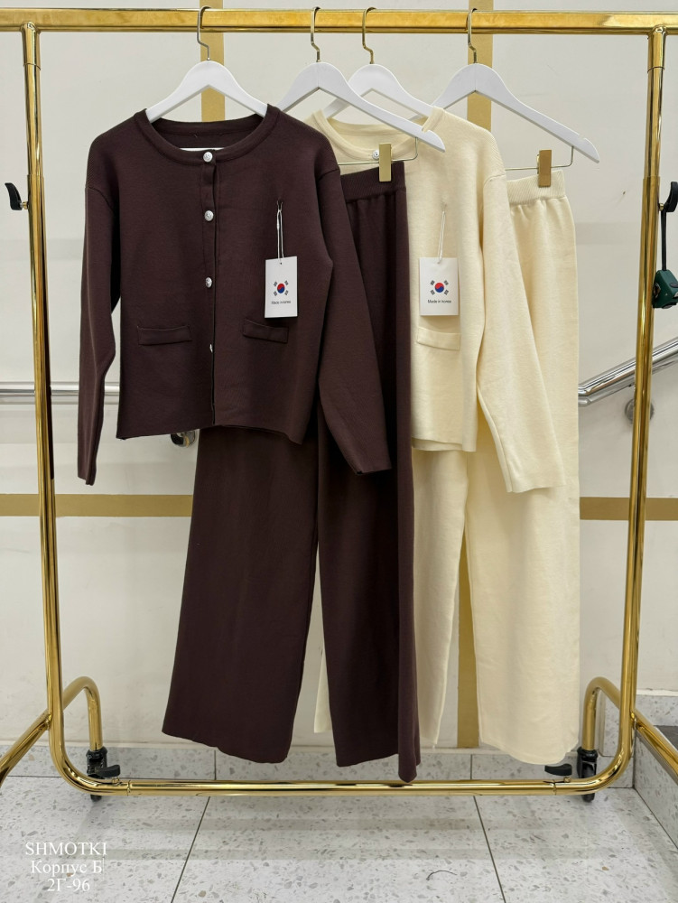 Женский костюм фиолетовый купить в Интернет-магазине Садовод База - цена 1800 руб Садовод интернет-каталог