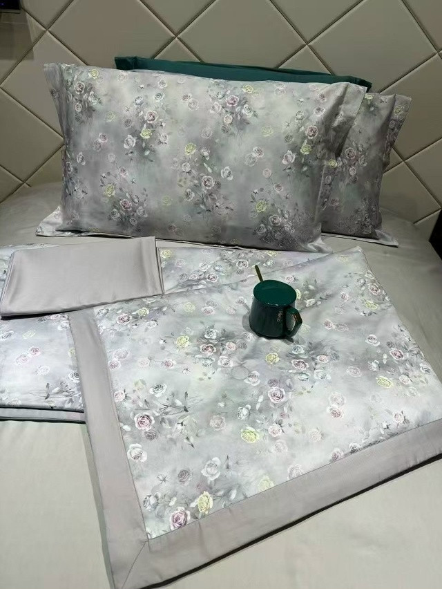 1,5 Постельное белье с готовым одеялом ❤️ купить в Интернет-магазине Садовод База - цена 3000 руб Садовод интернет-каталог