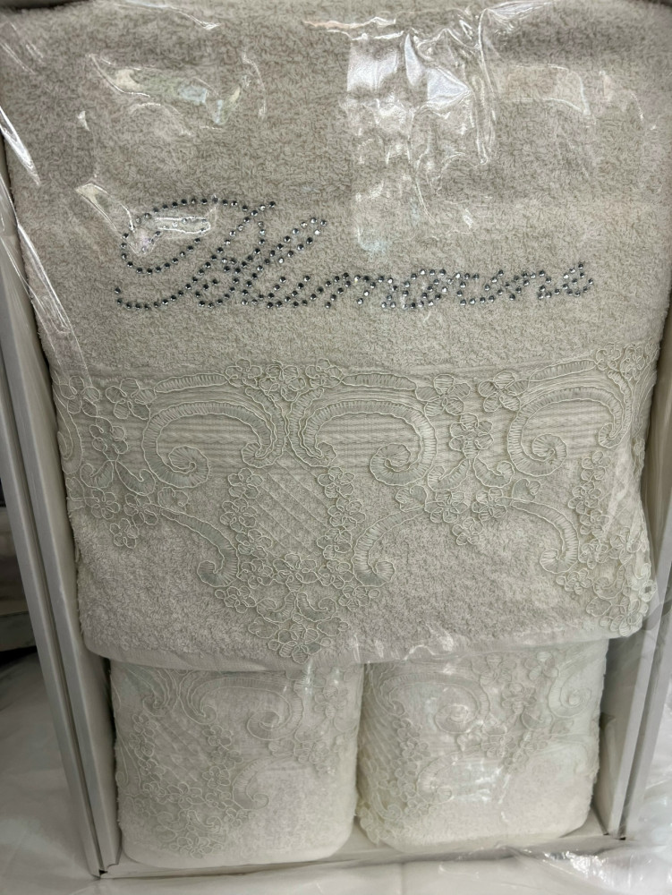 Полотенца в подарочной коробке купить в Интернет-магазине Садовод База - цена 1600 руб Садовод интернет-каталог