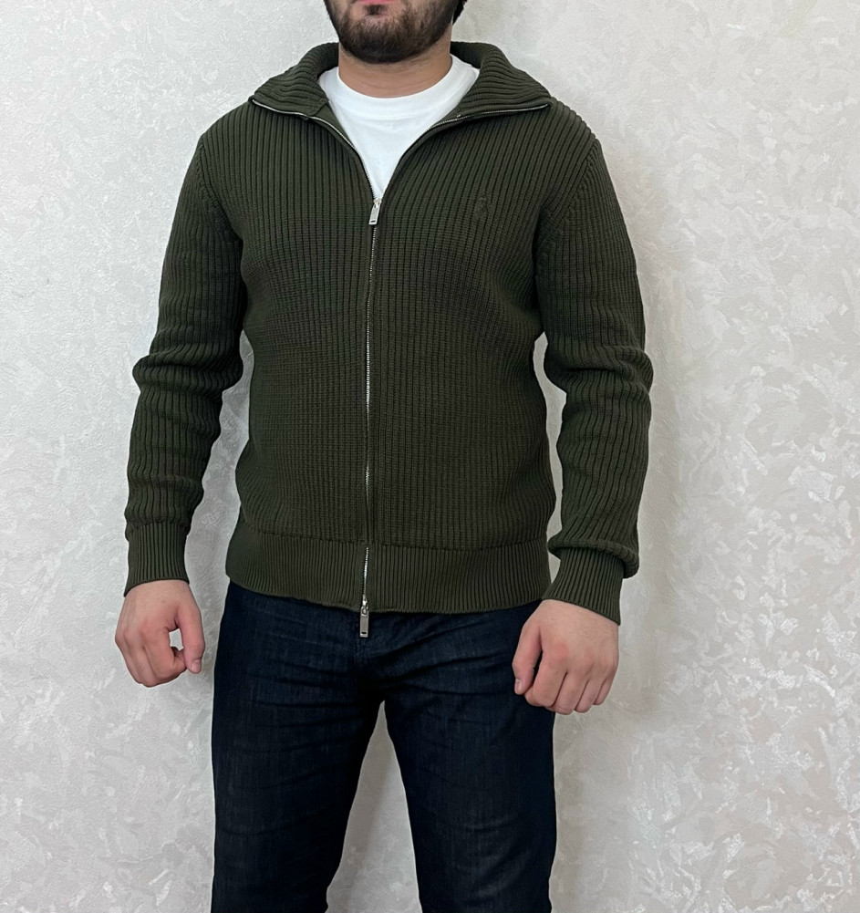 Свитер хаки купить в Интернет-магазине Садовод База - цена 3000 руб Садовод интернет-каталог