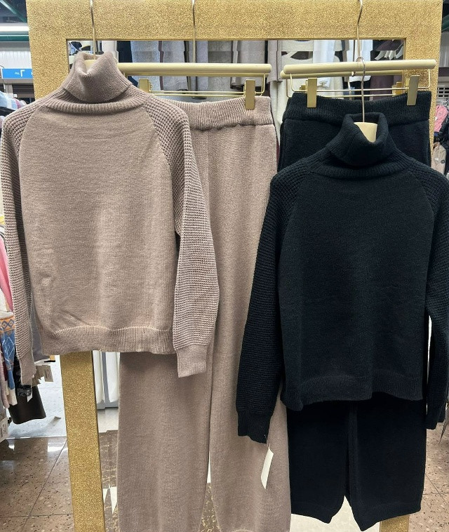 Женский костюм бежевый купить в Интернет-магазине Садовод База - цена 1800 руб Садовод интернет-каталог